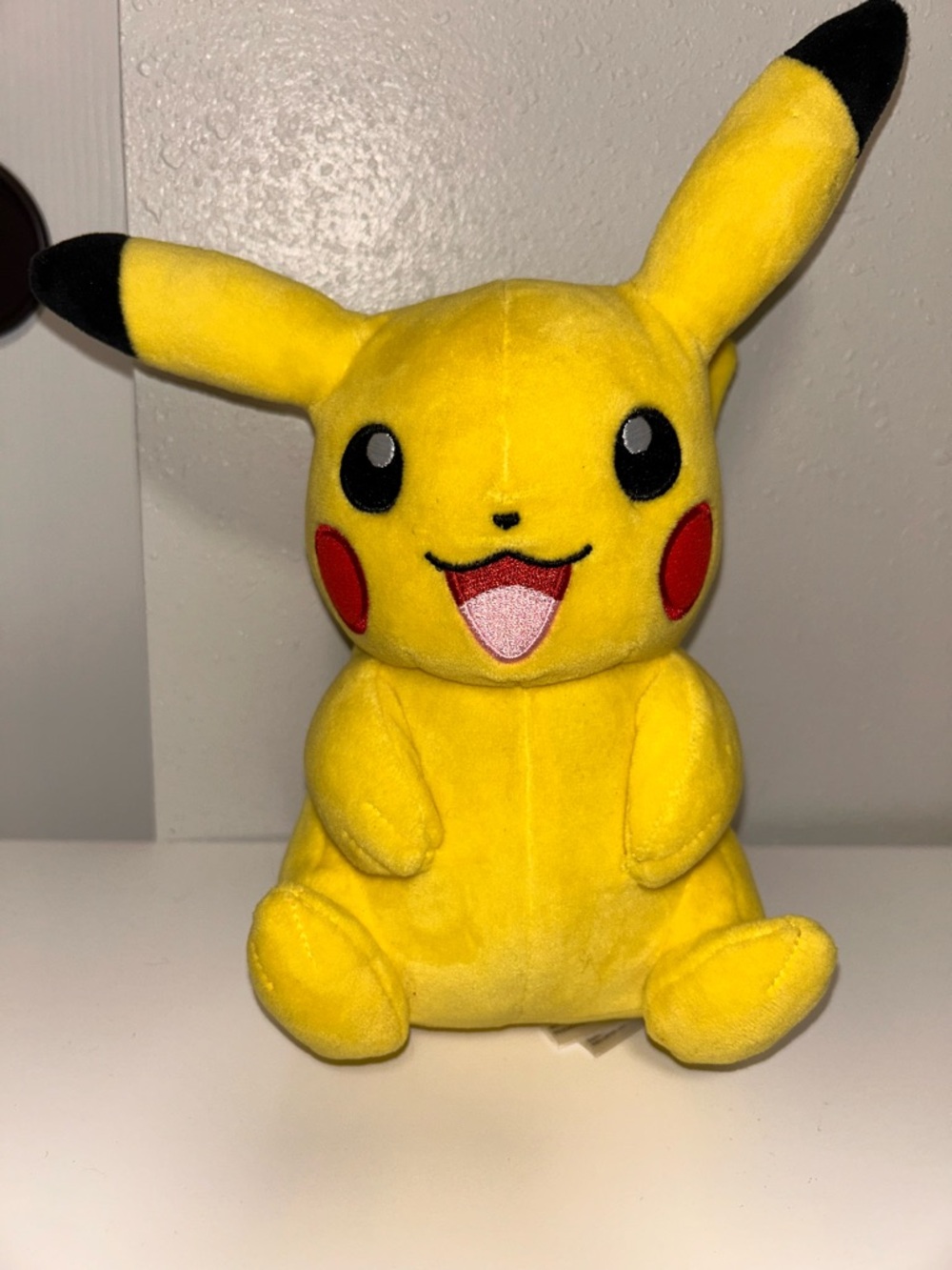 Pokemon Pikachu Yellow & Eevee Brown Plush Set - Picture 4 of 4
